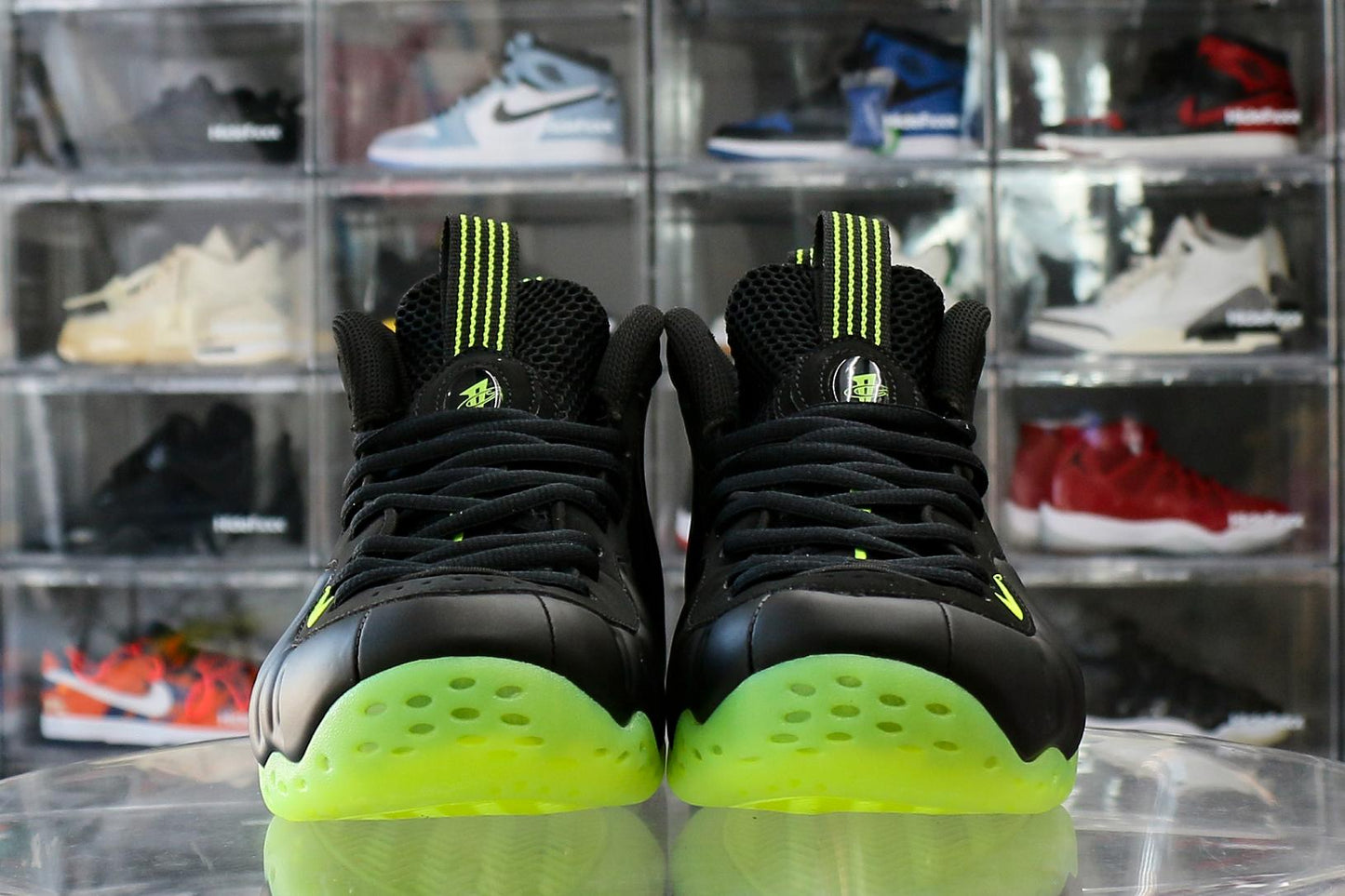 Nike Air Foamposite One Black Volt 2025