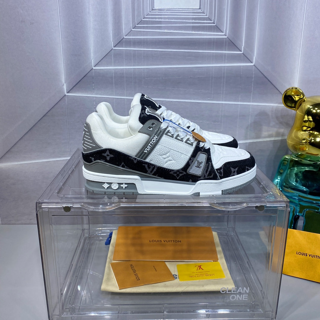 Louis Vuitton BFA6RSRZ