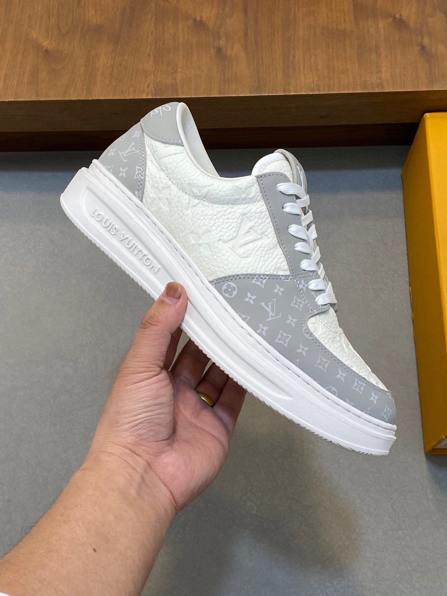 Louis Vuitton FJZK9TXL