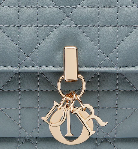 LADY DIOR CHAIN POUCH Cloud Blue