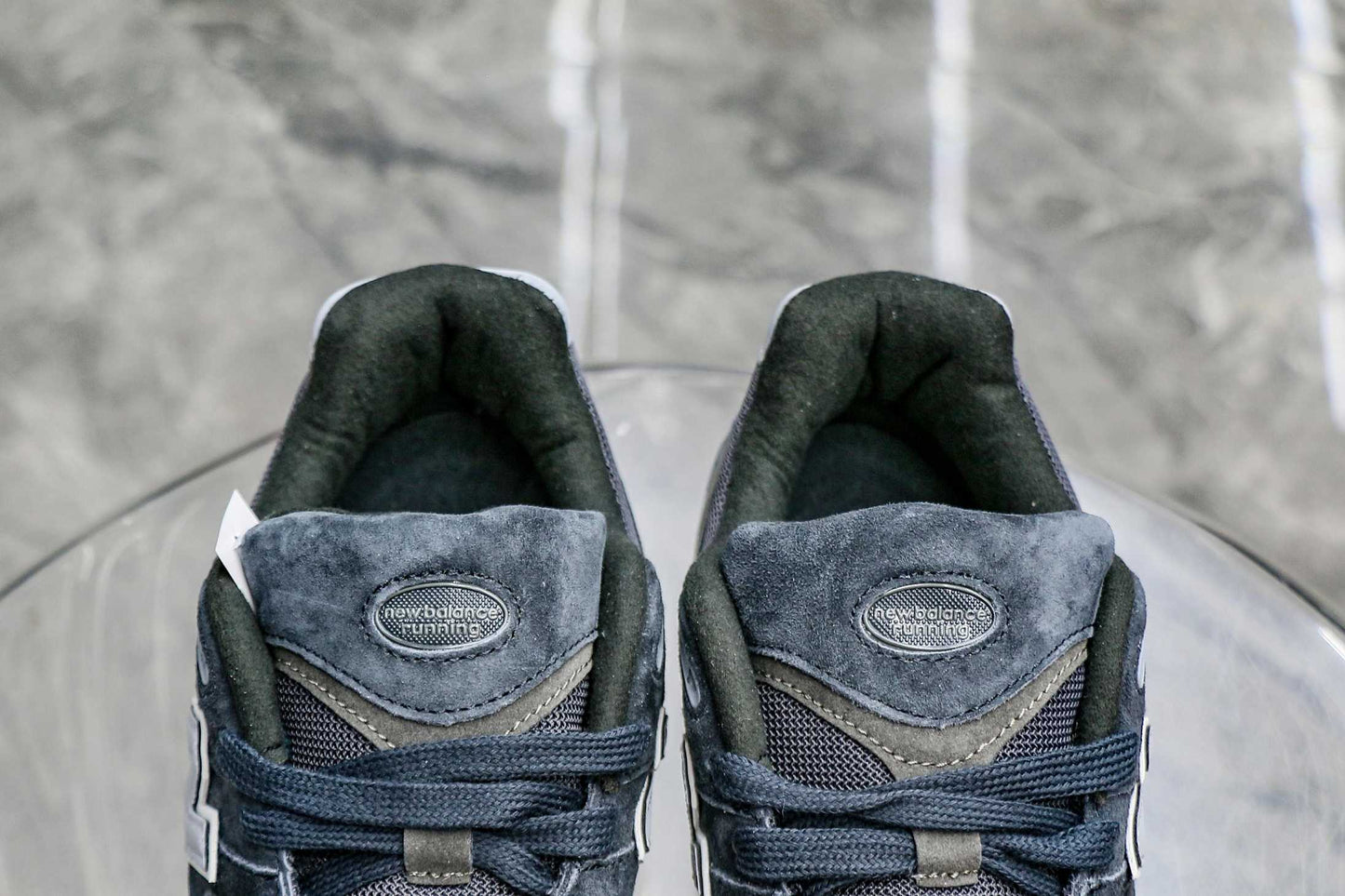 New Balance 2002R Vintage Black Grey