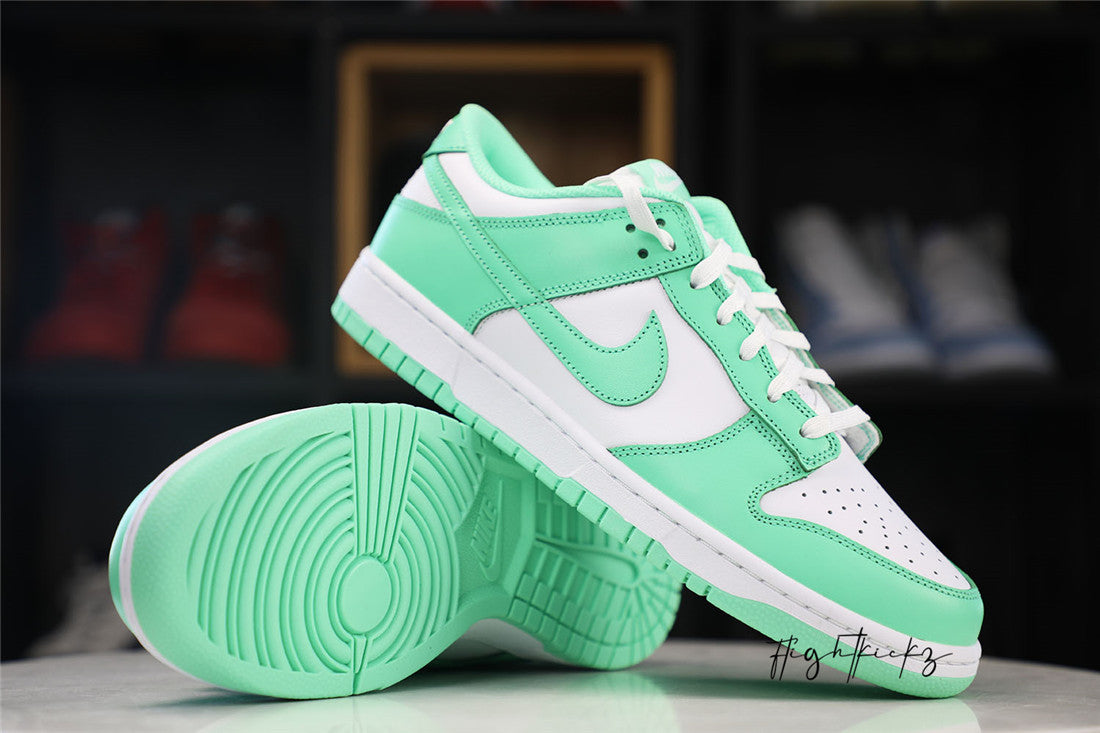 Nike Dunk Low Green Glow 2021