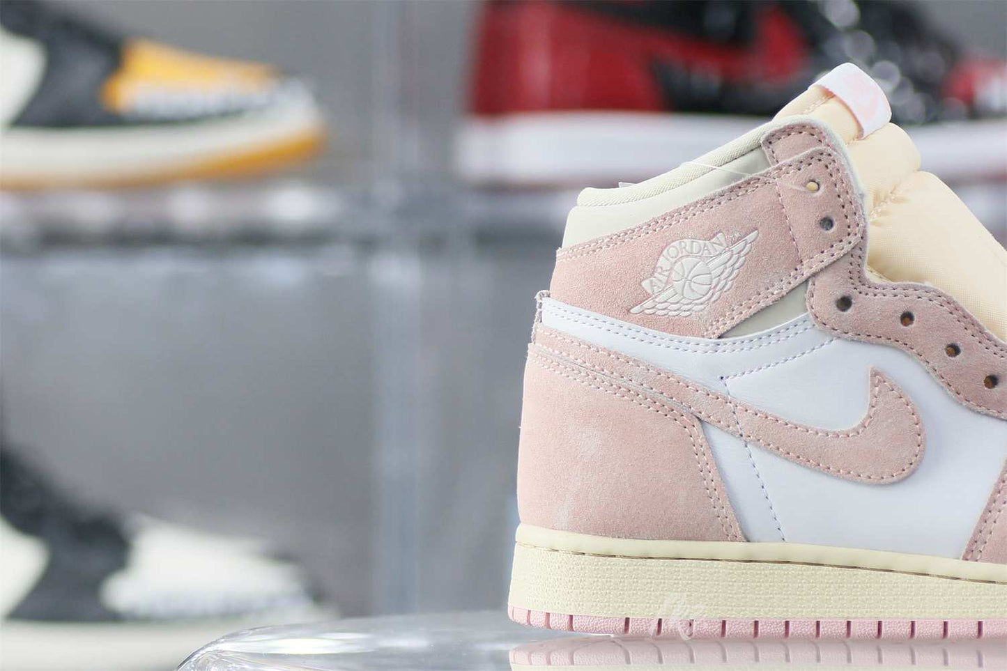 Air Jordan 1 Retro High OG Washed Pink Wmns