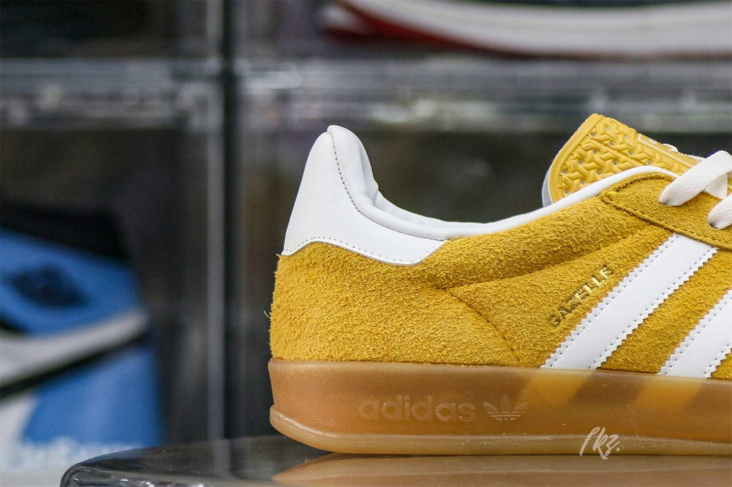 Adidas Gazelle Indoor Orange Peel White