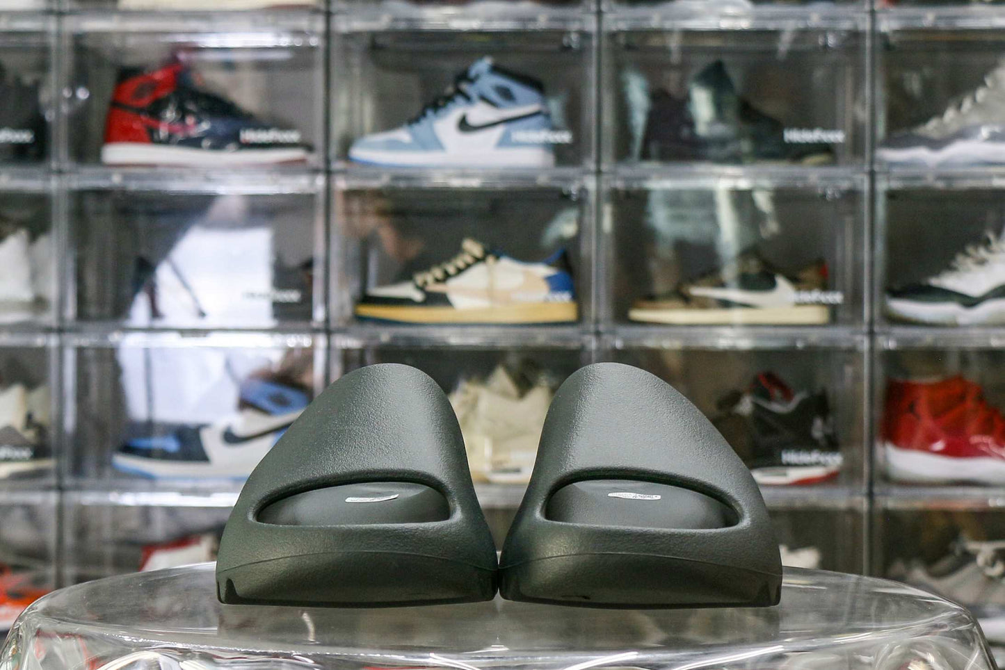 Yeezy Slides Granite 2023 ID4132A1 Batch