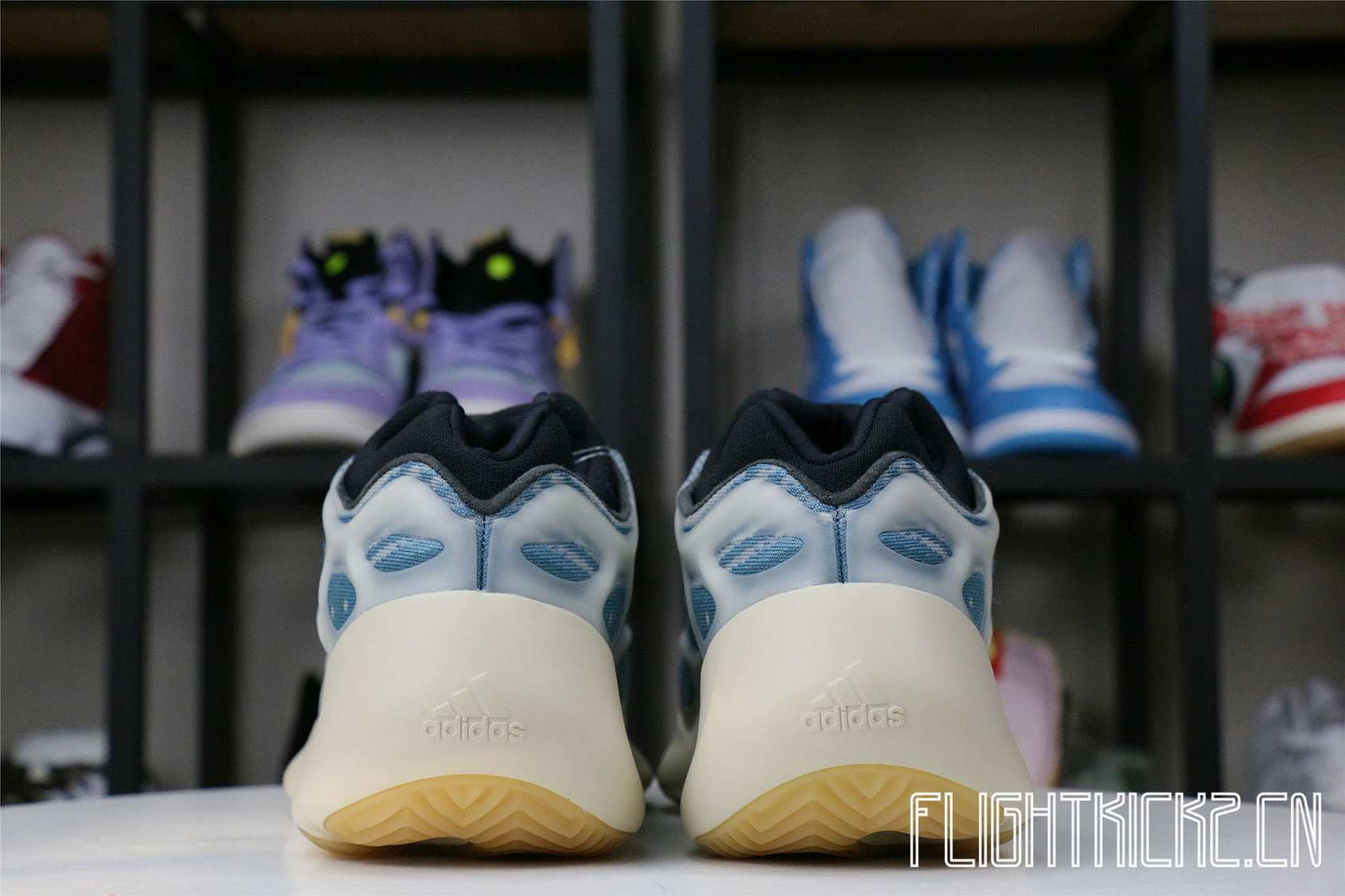 Yeezy 700 v3 Kyanite 2021