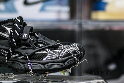 Balenciag* 3XL Ski Sneaker in Black ((Removable footwear chains) )