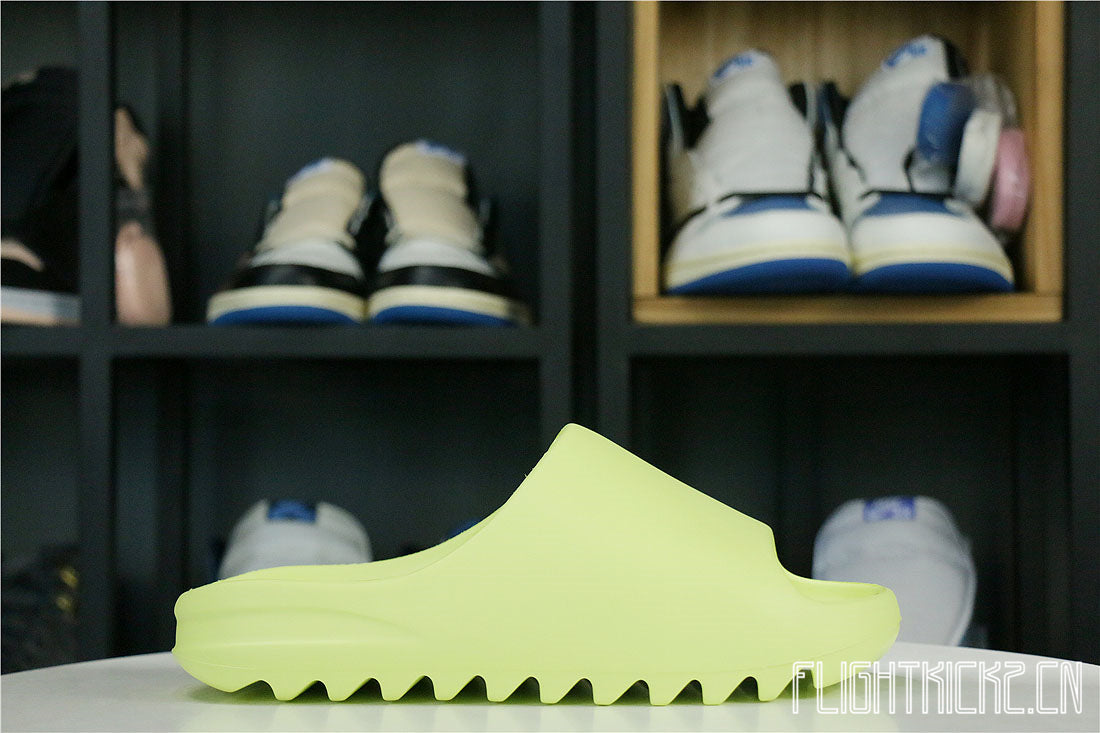 Yeezy Slides Glow Green 2021A1 Batch
