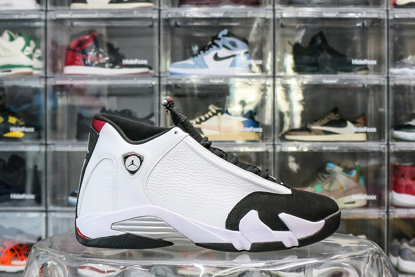 Air Jordan 14 Retro Black Toe (2024)