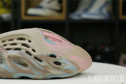 Yeezy Foam RNNR MX Sand Grey (GY3969鍧€閮LN5 A1 Batch)