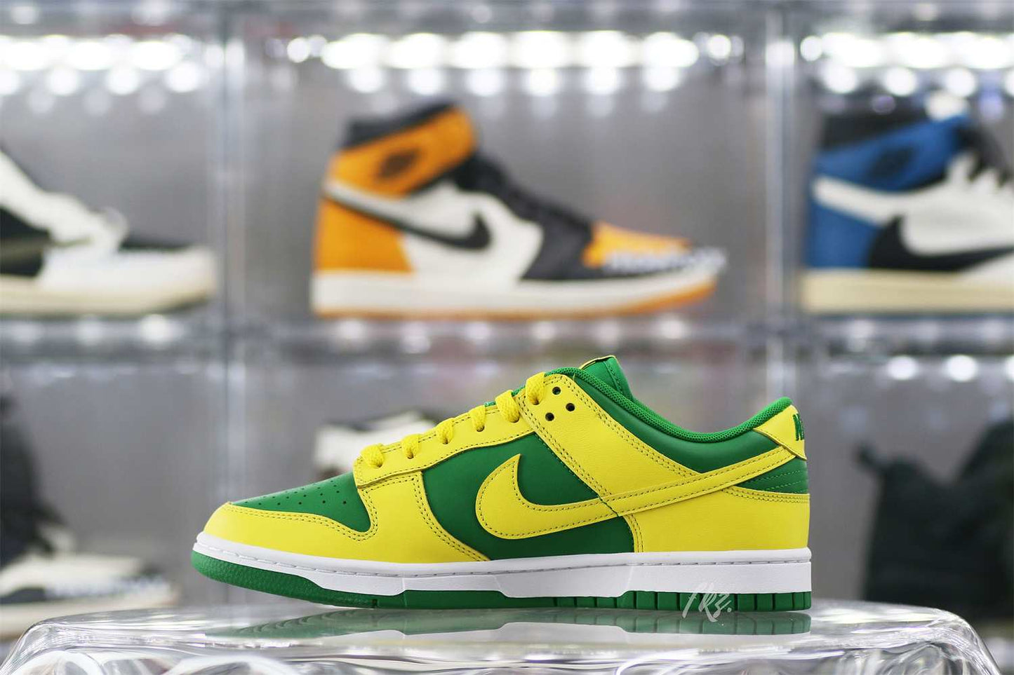 Nike Dunk Low Retro Reverse Brazil