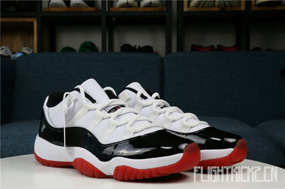 Air Jordan 11 Retro Low Concord Bred