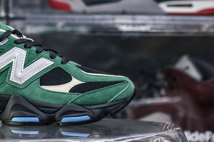 New Balance 9060 Team Forest Green