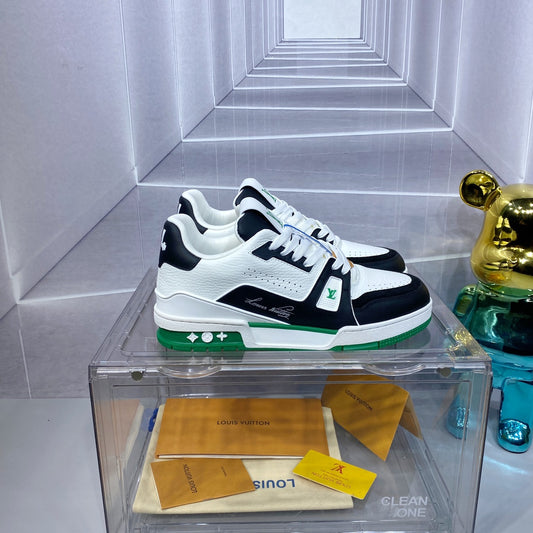 Louis Vuitton IWB8OQ42