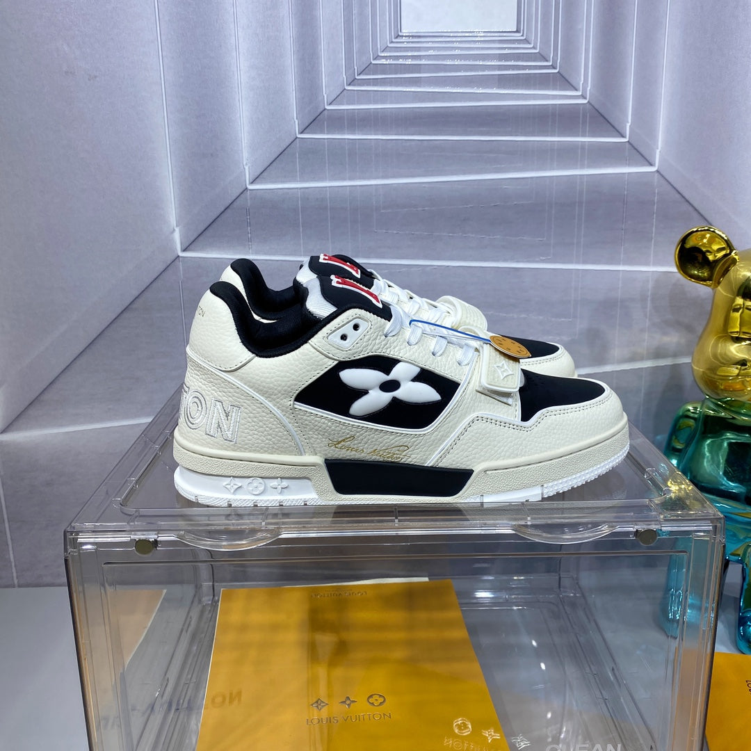 Louis Vuitton PYVR7VUZ