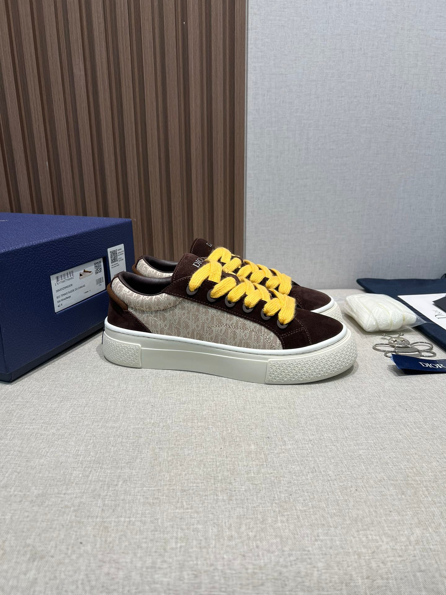 Dior B33 Leisure sports sneakers OJOVZMC6