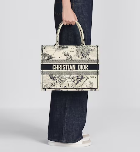 DIOR BOOK TOTE Latte (36 x 27.5 x 16.5 cm)