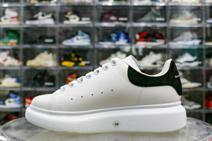 Alexander McQueen Oversized Sneaker White Black