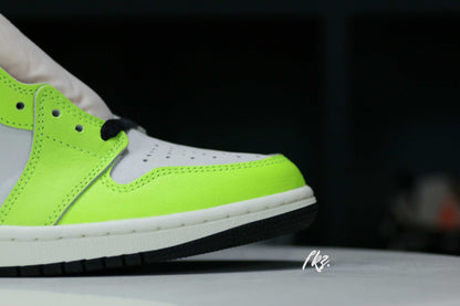 Air Jordan 1 High OG Volt