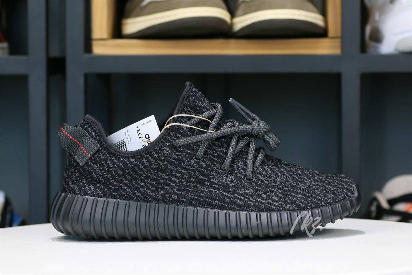 Yeezy 350  Pirate Black 2022