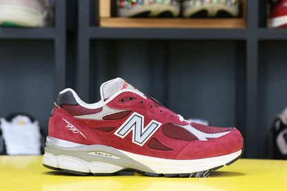 NEW BALANCE 990V3 Red
