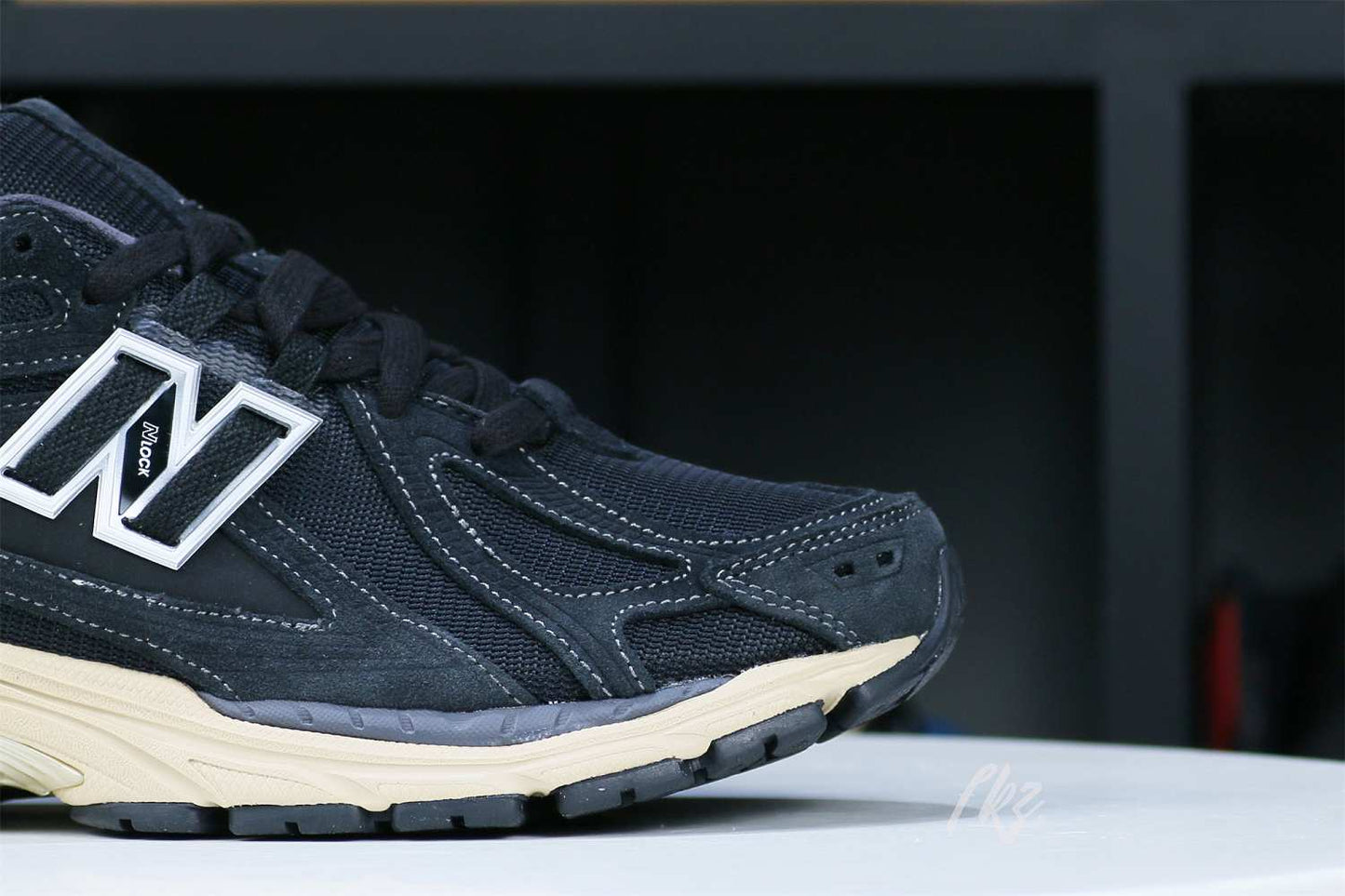 New Balance 1906R Black Black Taupe