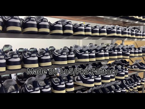 Nike Dunk Low Vintage Navy (W)