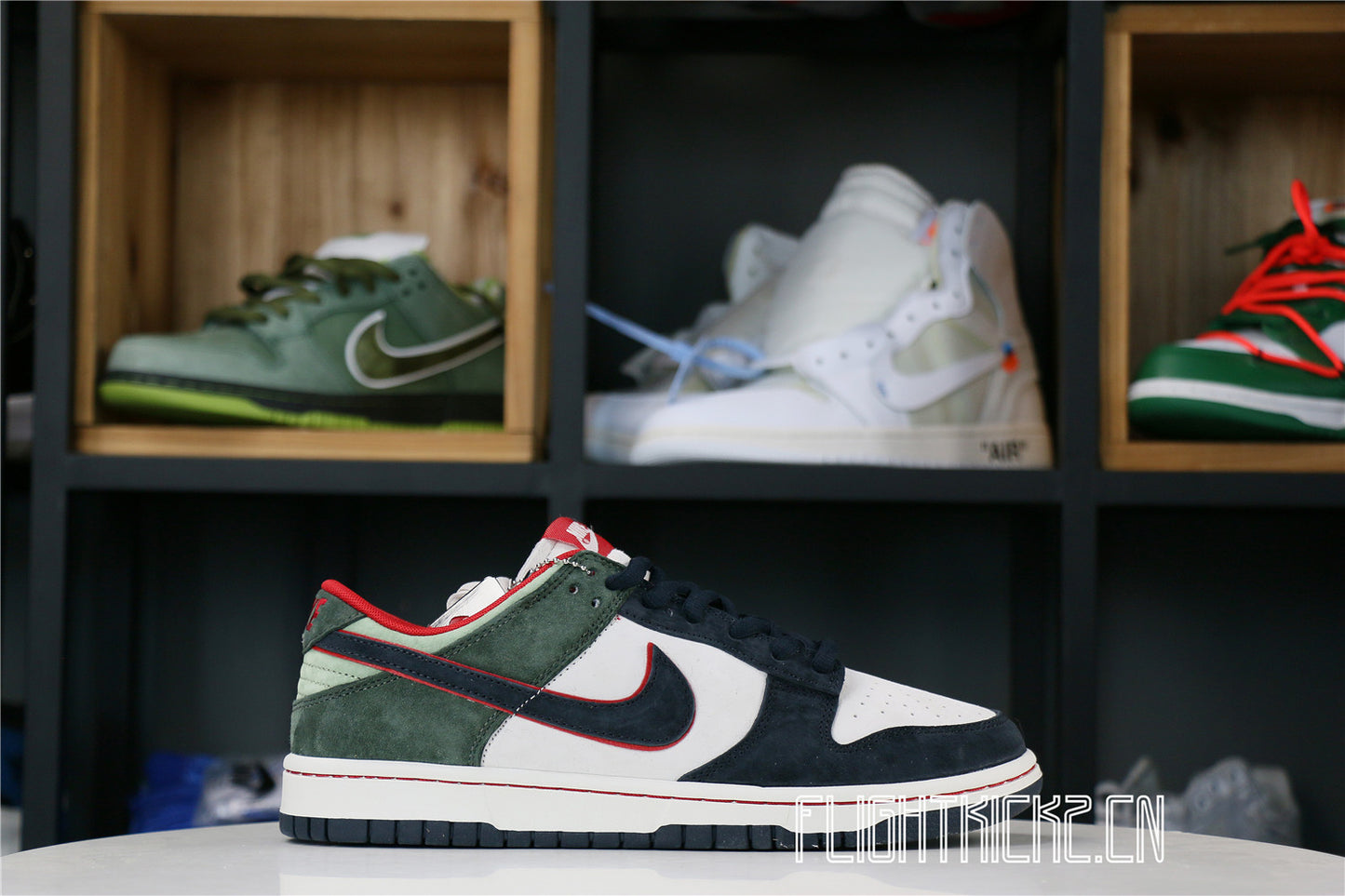 Otomo Katsuhiro x Nike SB Dunk Low Steamboy OST Green Blue Red