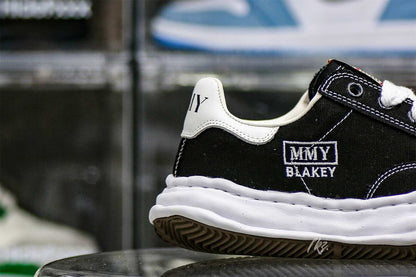 MaisOn Margiel@ Yasuhir0 Blakey low-top sneakers