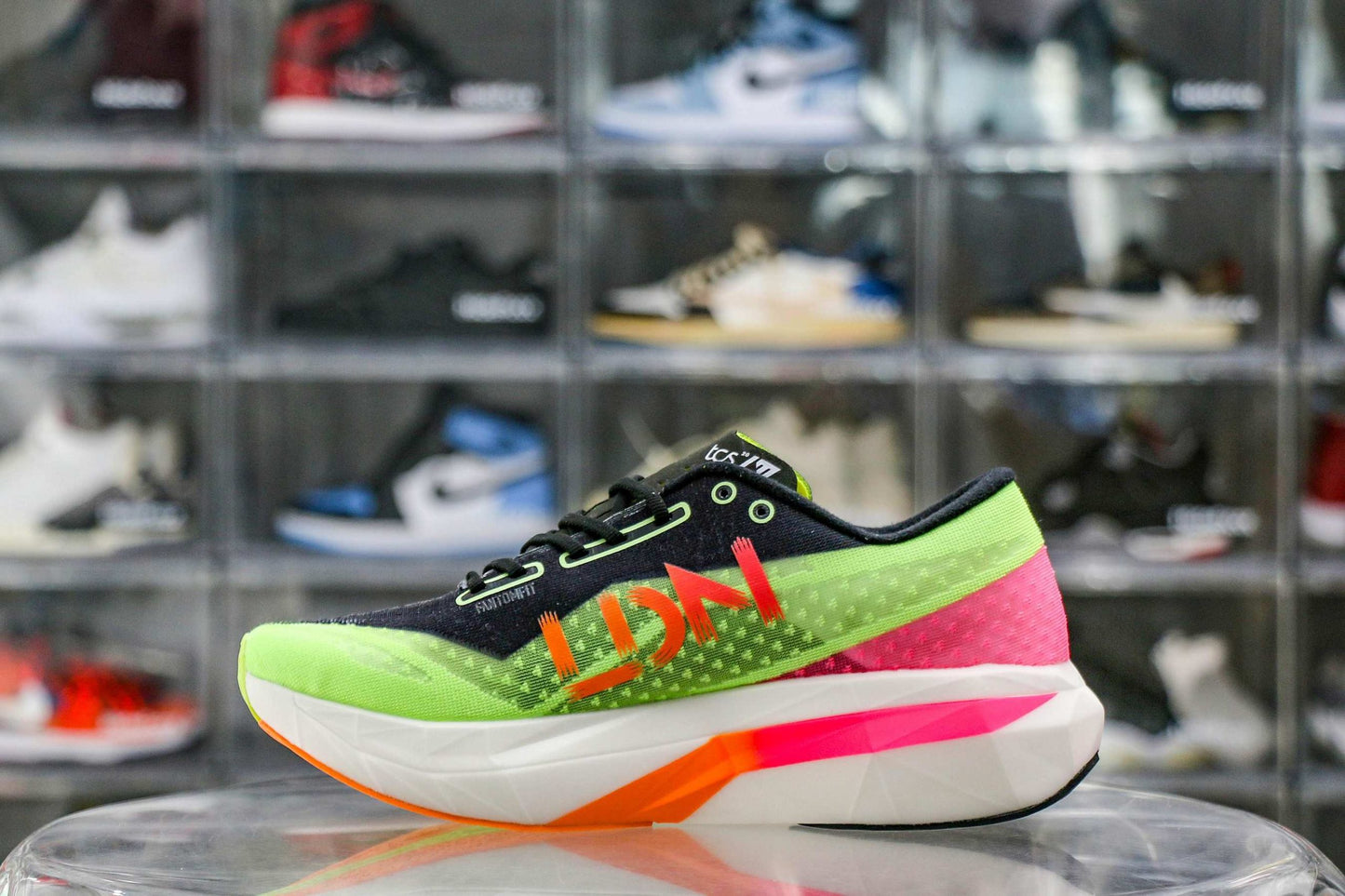 New Balance TCS London Marathon FuelCell SuperComp Elitev4 Green MRC