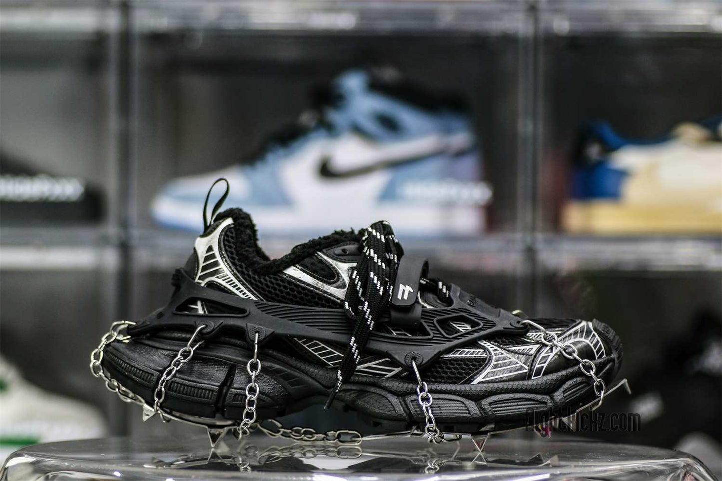 Balenciag* 3XL Ski Sneaker in Black ((Removable footwear chains) )