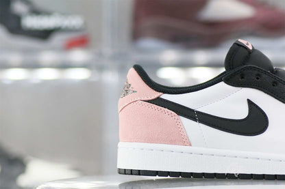 Air Jordan 1 Retro Low OG Bleached Coral 2021