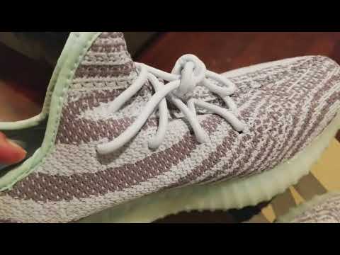 Yeezy 350 Boost V2 Blue Tint 2017 (LN5 A1)
