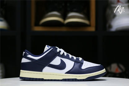 Nike Dunk Low Vintage Navy (W)
