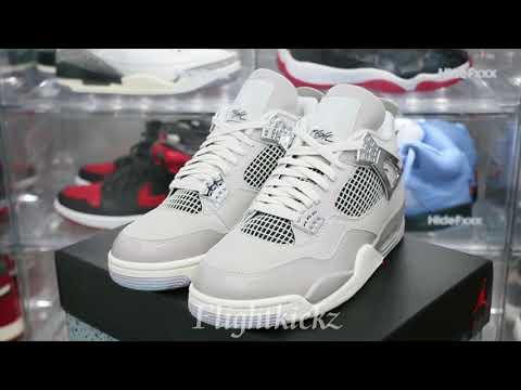 Air Jordan 4 Frozen Moments