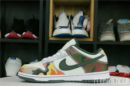Nike Dunk Low SE Sail Multi-Camo