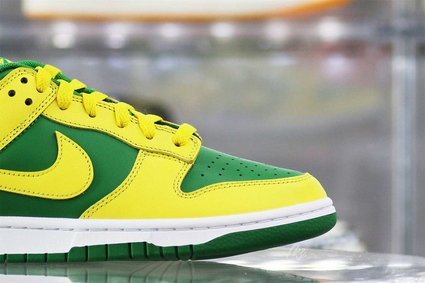 Nike Dunk Low Retro Reverse Brazil