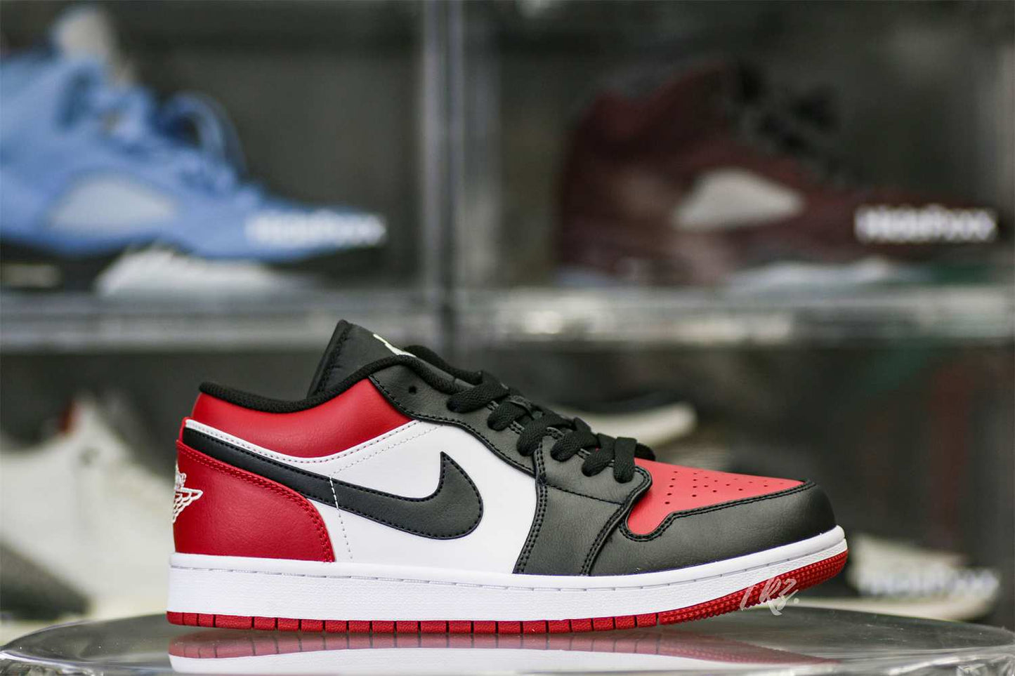 Air Jordan 1 Low Bred Toe 2021