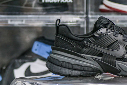 Nike V2K Run Black Dark Smoke Grey
