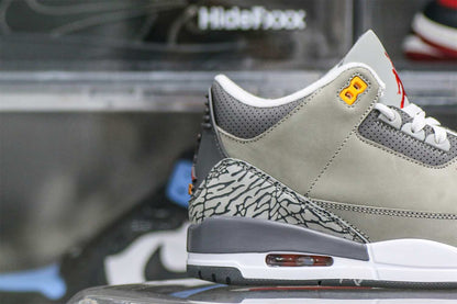 Air Jordan 3 Retro Cool Grey (2021)