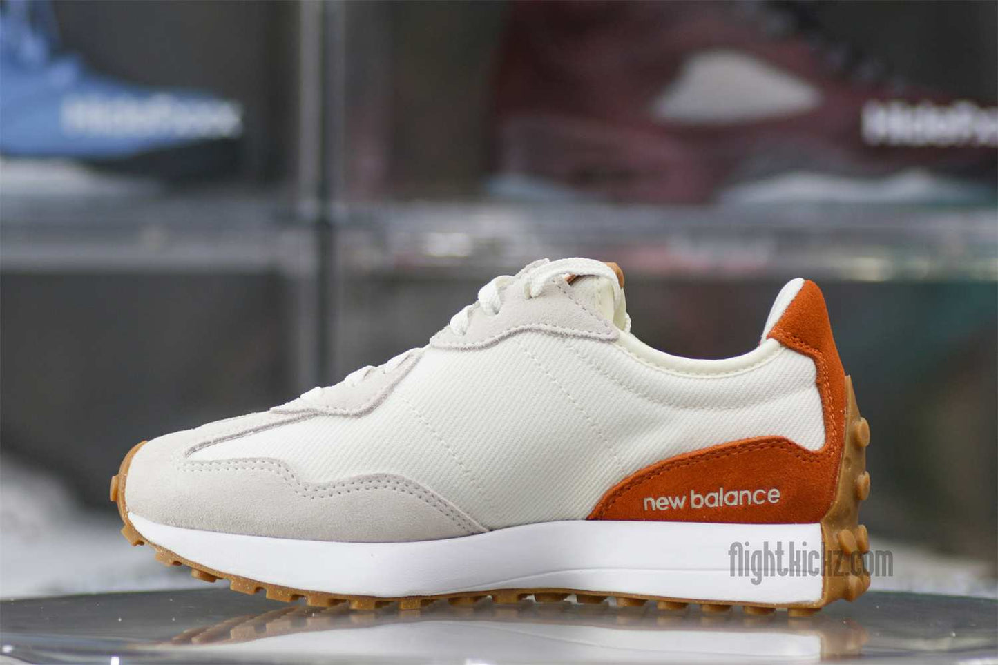 New Balance Wmns 327 Sea Salt Rust Oxide