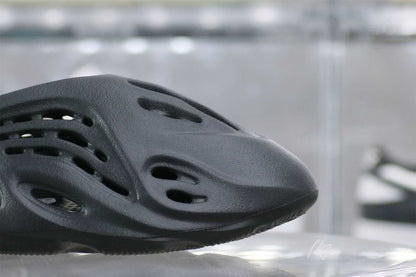 Yeezy Foam Runner Onyx HP8739(LN5 A1 Batch)