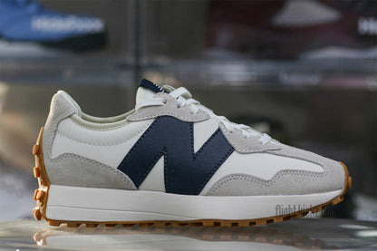 New Balance Wmns 327 Moonbeam Outerspace