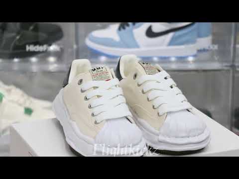 MaisOn Margiel@ Yasuhir0 OG Sole Shellcap Canvas Low-top Sneakers