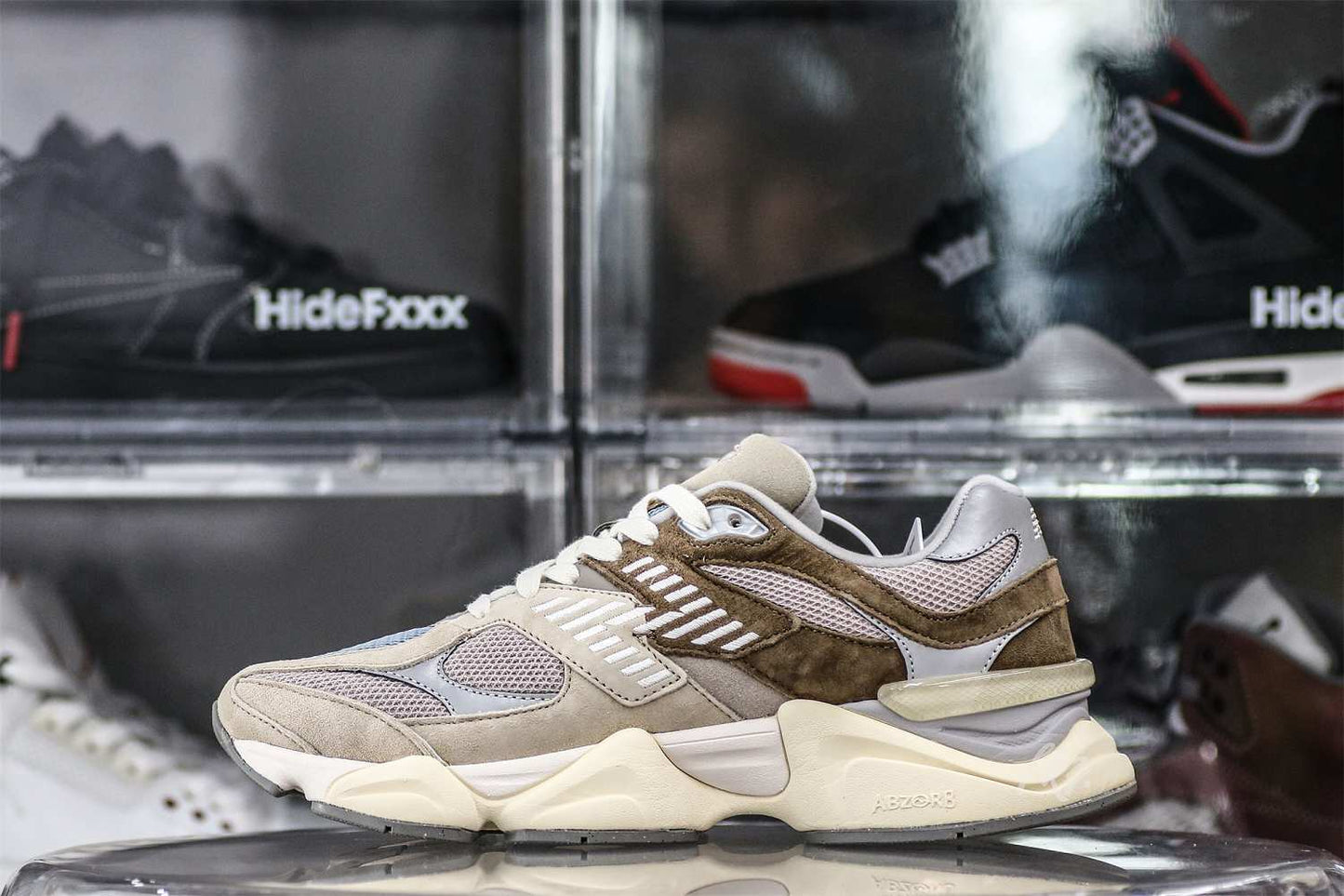 New Balance 9060 Mushroom