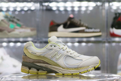 New Balance 2002R AURALEE White