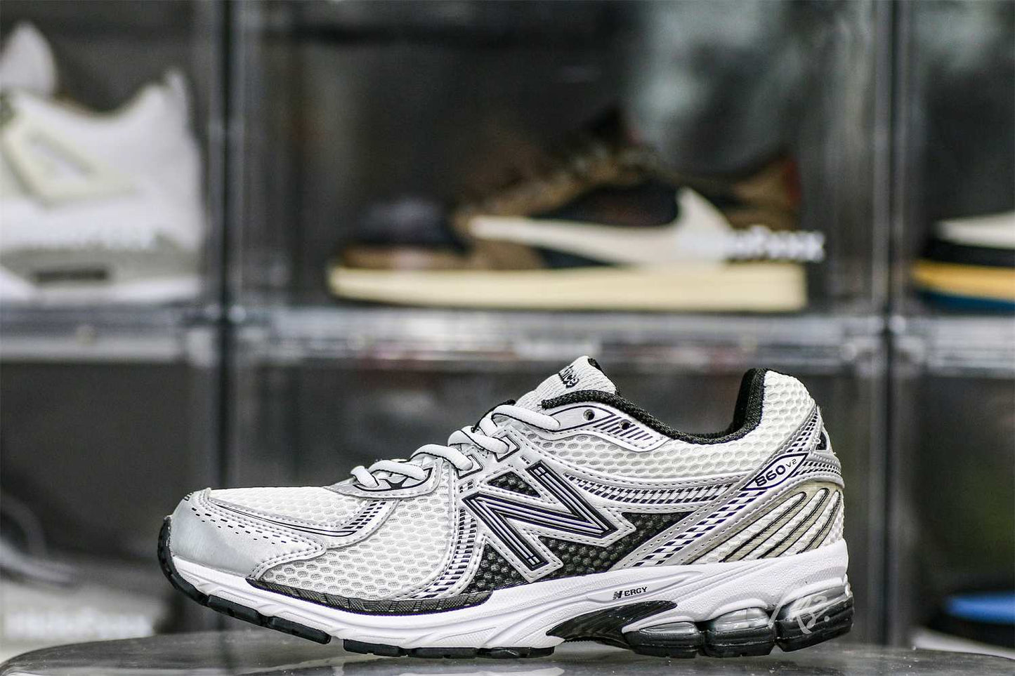 New Balance Get 860v2 White Black Silver