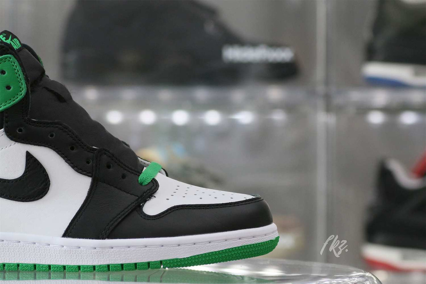 Air Jordan 1 High Lucky Green 2023