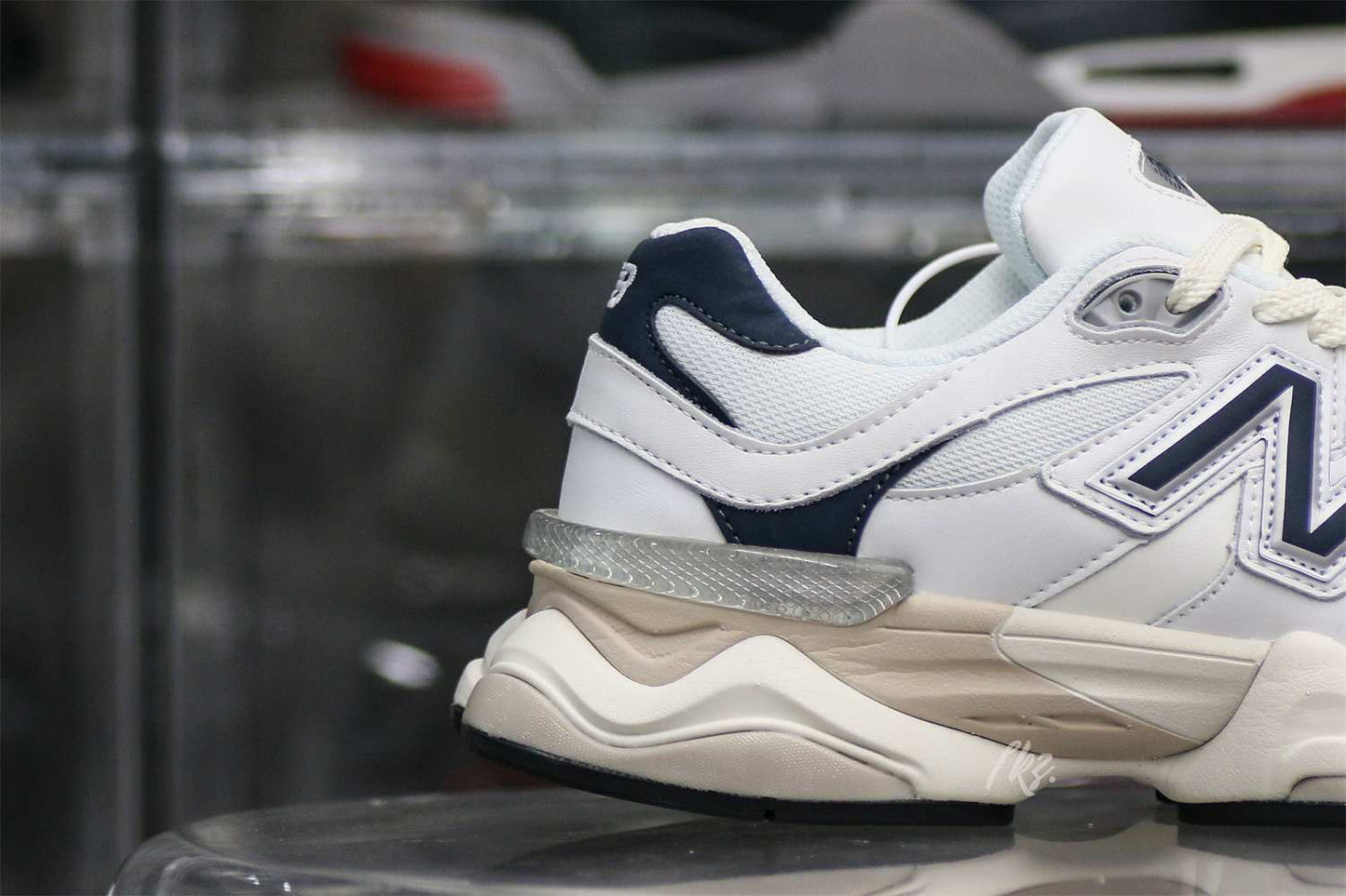 New Balance 9060 White Navy