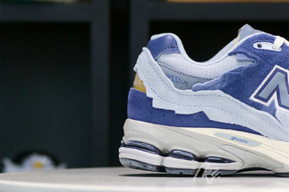NEW BALANCE 2002R Protection Pack Purple